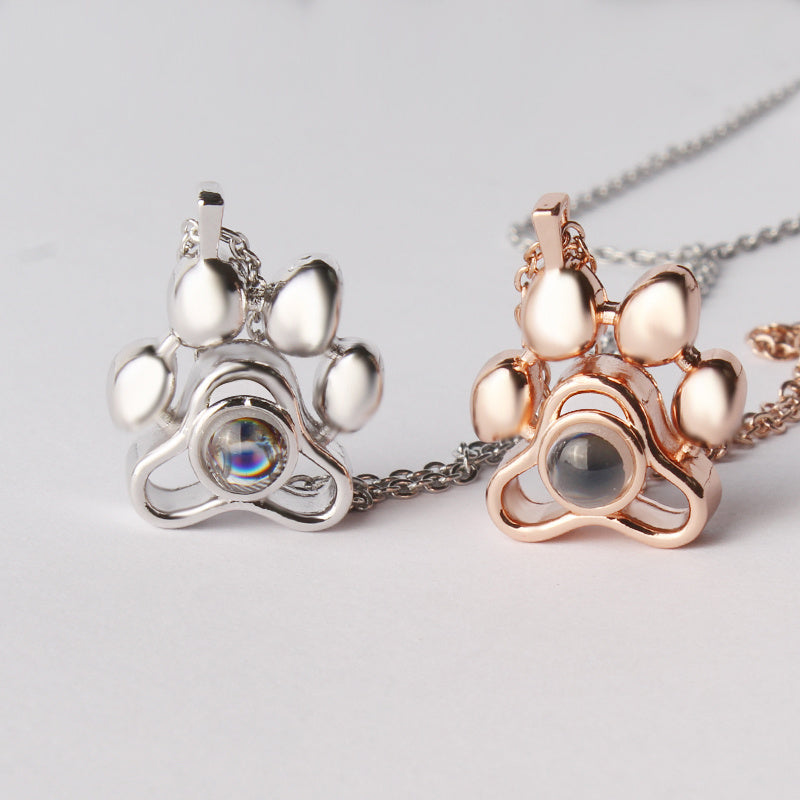 Collana o Portachiavi con Foto Proiettata di Cane o Gatto